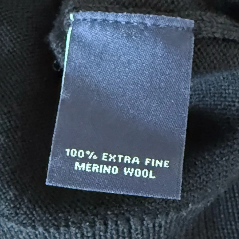 Hart Schaffner Marx Merino Wool V-Neck Sweater - Black